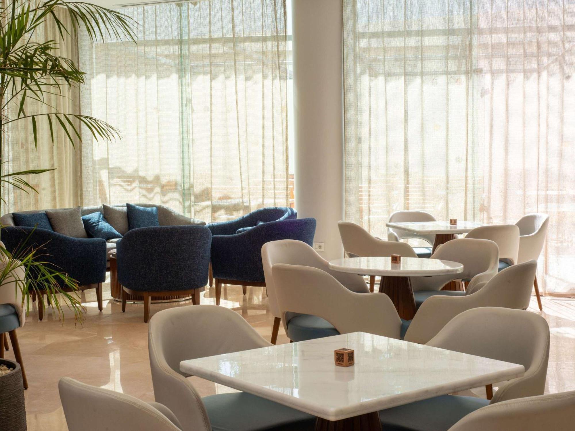 Novotel Cairo El Borg Экстерьер фото